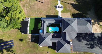 Completely private wellness retreat on 70 acres, immersed in the woods in Spotsy