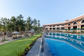 Exterior - Araliya Beach Resort & Spa Unawatuna- Where You Meet the Sea All Year (Unawatuna)