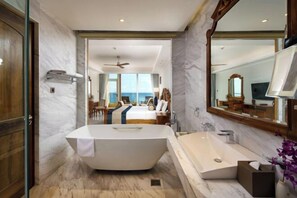 Cribs/infant beds - Araliya Beach Resort & Spa Unawatuna- Where You Meet the Sea All Year (Unawatuna)