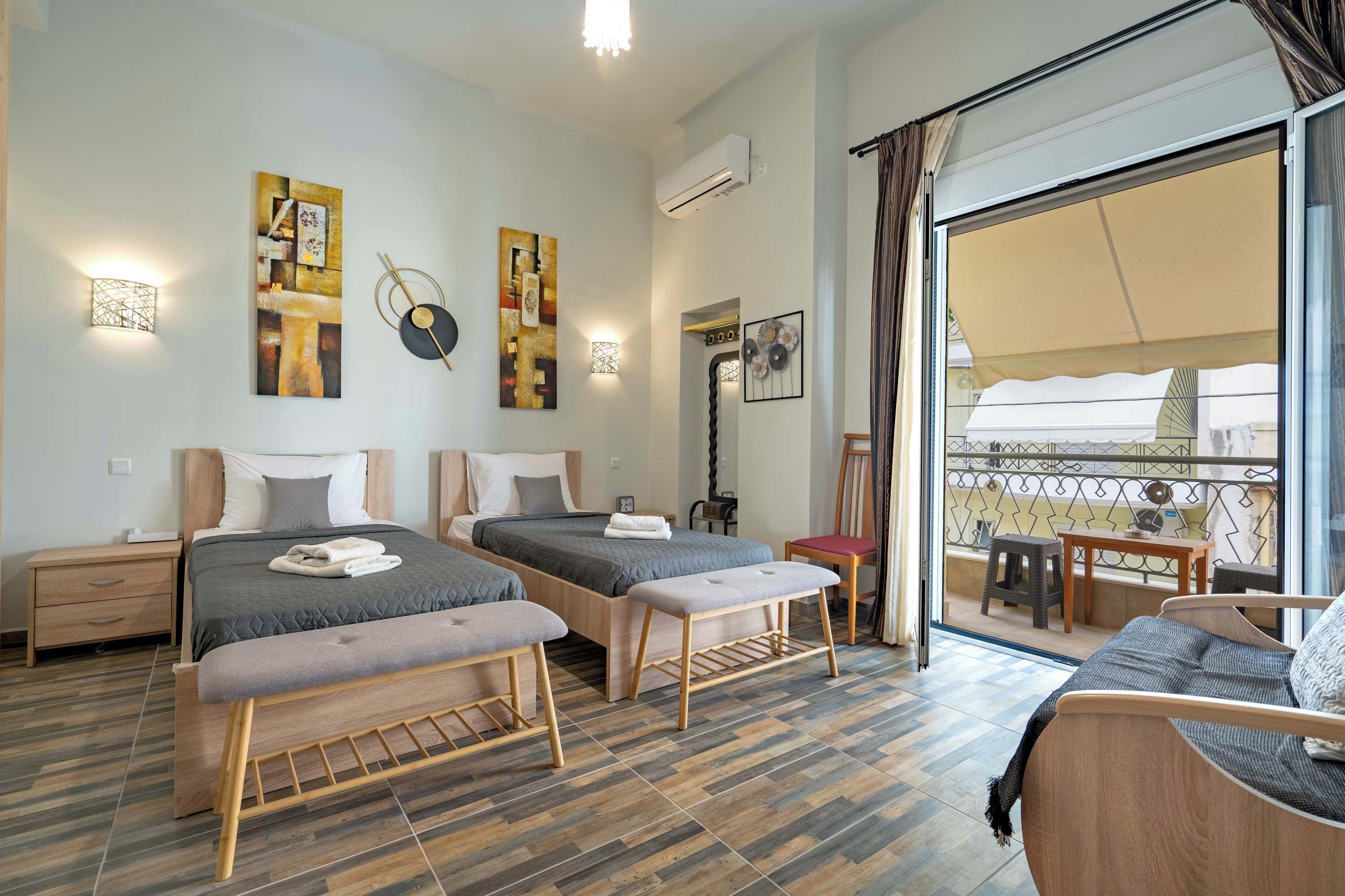 4 bedrooms, iron/ironing board, internet