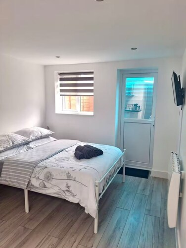 Cozy studio apartment near Heathrow