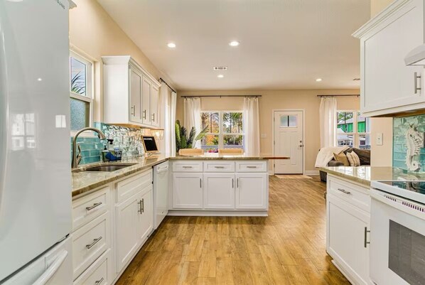 Microwave, oven, stovetop, dishwasher