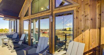 3 Mi to Dtwn Red Lodge: Mtn-View Home w/ Hot Tub