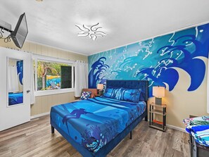 1 bedroom, iron/ironing board, internet, bed sheets