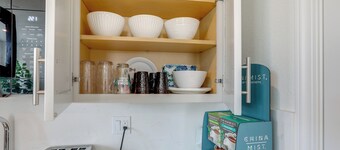 Cozy & Convenient Residential Duplex in Woodland