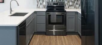 Downtown Eau Claire 1BR on S Barstow