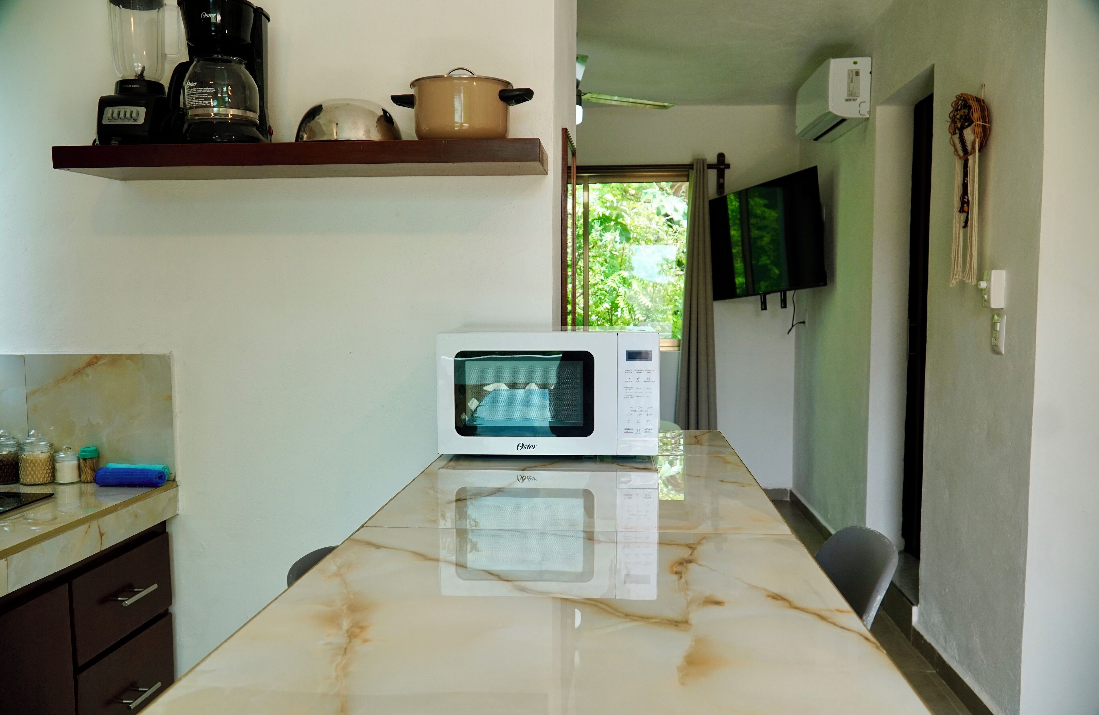 经典公寓, 1 张双人床, 阳台, 花园景观 | 私人厨房