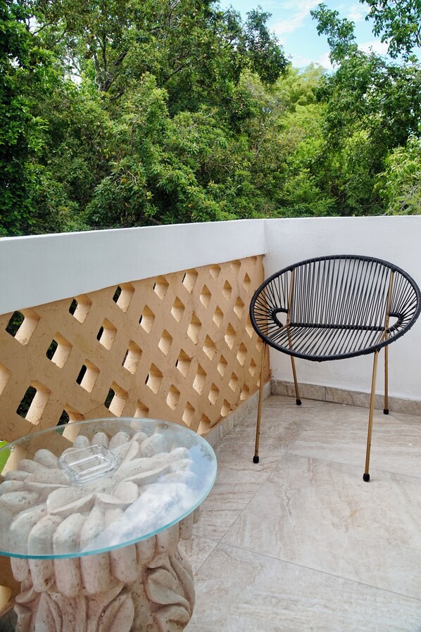 Classic Apartment, 1 Double Bed, Balcony, Garden View | Balcony