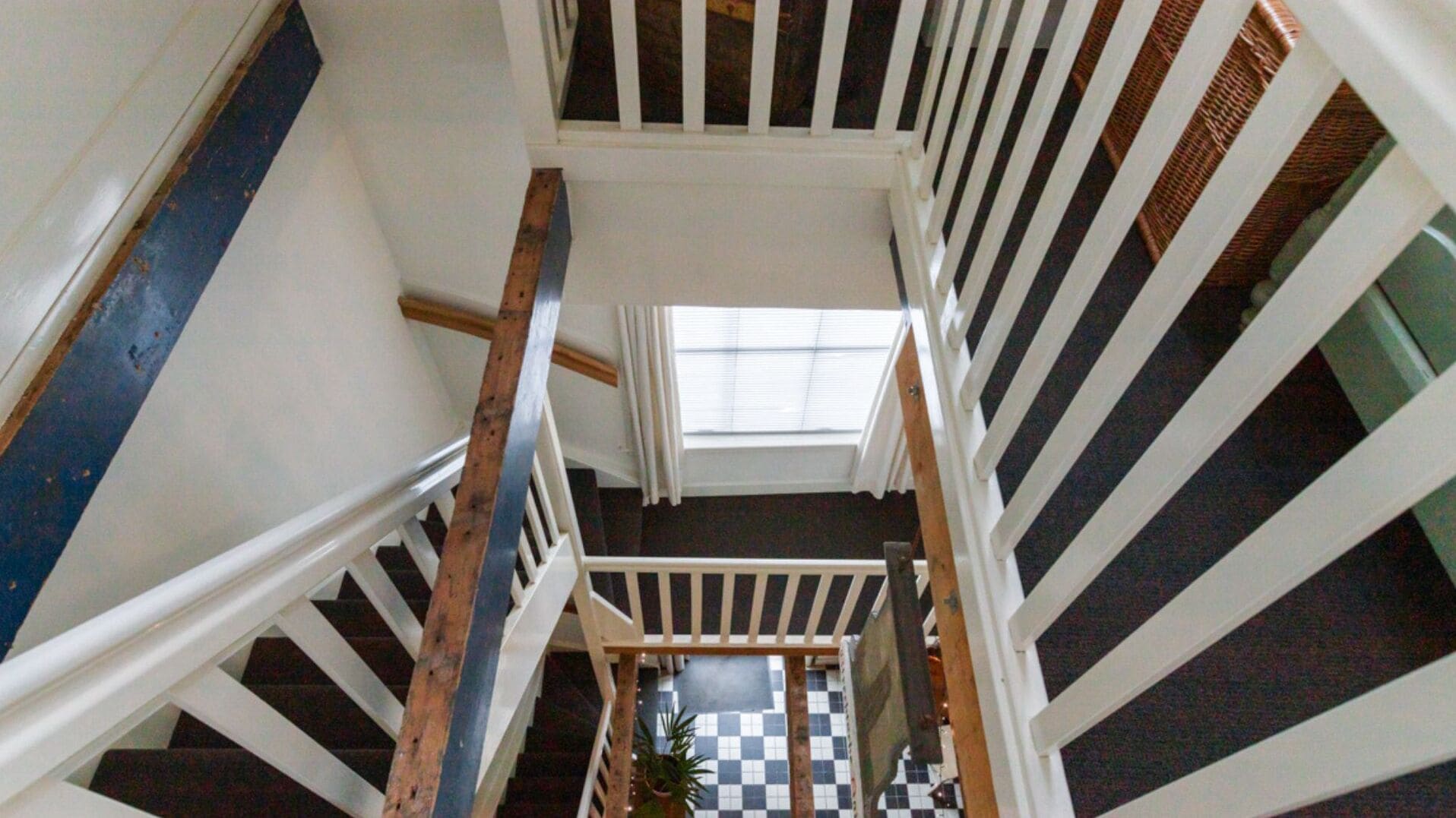 Een kluis op de kamer, verduisterende gordijnen