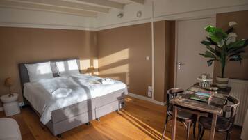Economy Double Room | In-room safe, blackout drapes, iron/ironing board, free WiFi