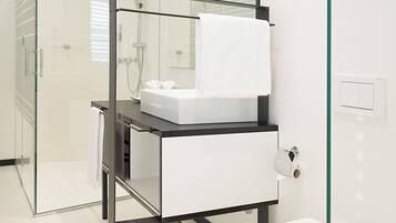 SĂšche-cheveux, serviettes fournies, savon, papier toilette