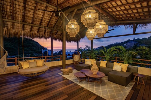 Casa Bocana Huatulco