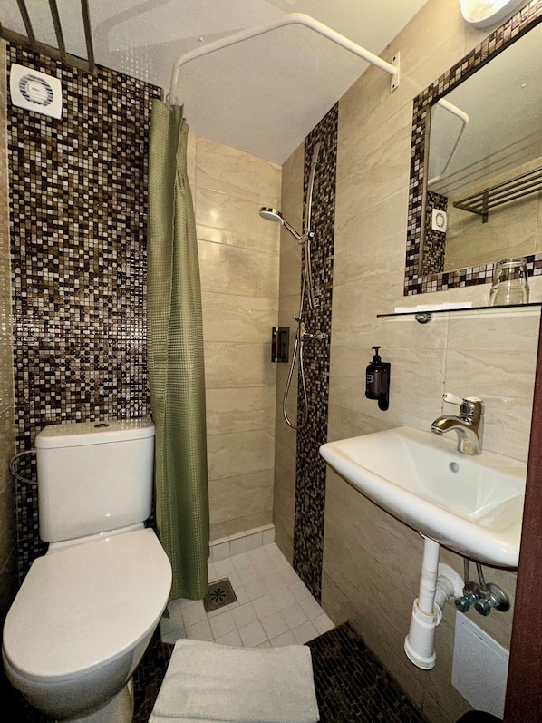 Room - Botel Albatros (Prague)