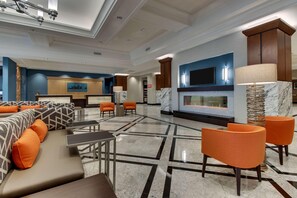 Lobby - Drury Plaza Hotel Richmond (Glen Allen)