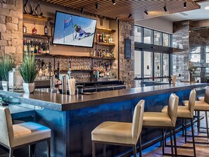 Bar (in der Unterkunft)