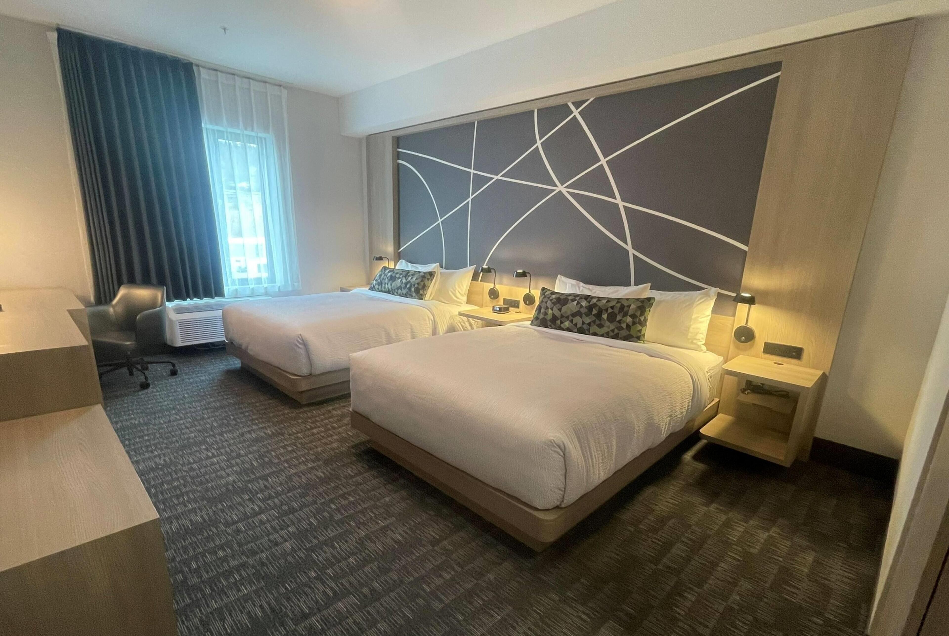 Room, 2 Queen Beds, Non Smoking