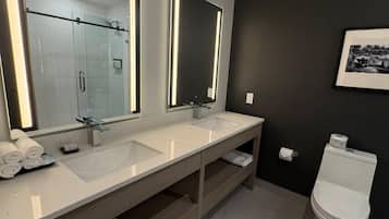 Sviitti, 1 makuuhuone, tupakointi kielletty | Kylpyhuone