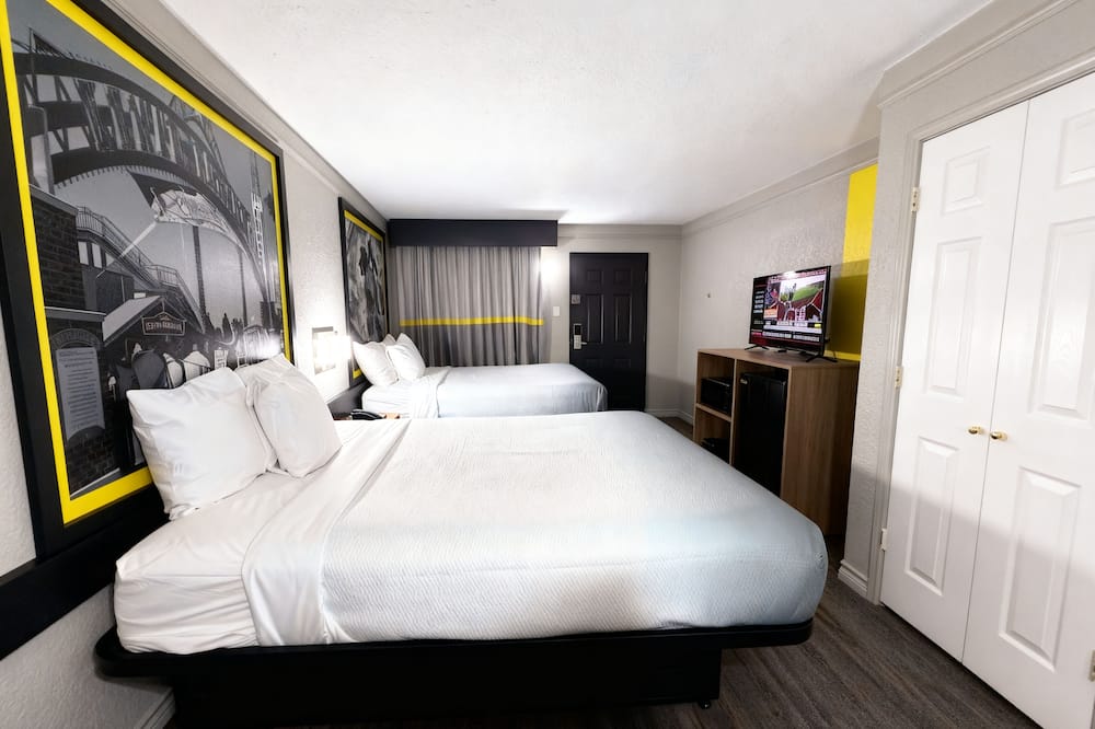 Super 8 By Wyndham Nacogdoches Near University