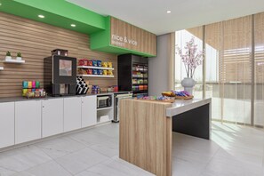 Vending machine - Wyndham Garden Anna (Anna)