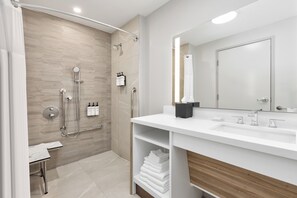 In-room safe, blackout curtains, iron/ironing board, free WiFi - Wyndham Garden Anna (Anna)