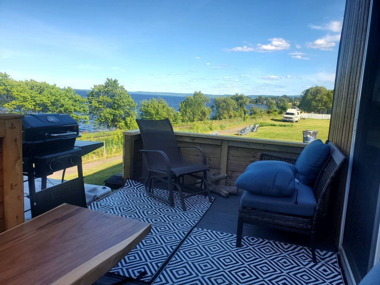 Familie-alpehytte, utsikt mot innsjø | Terrasse/patio