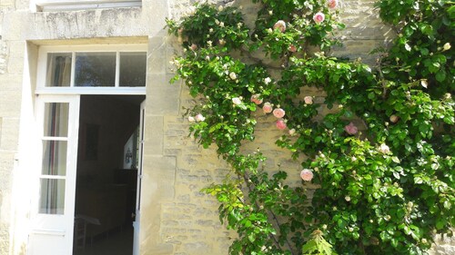 Large family home, close to the D-Day beaches.