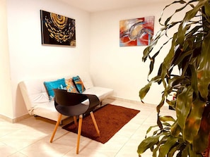 Comfort Apartment, Balcony, City View (D) | Living area | Flat-screen TV - Apartamento exclusivo Caribe Campestre  (Coveñas)