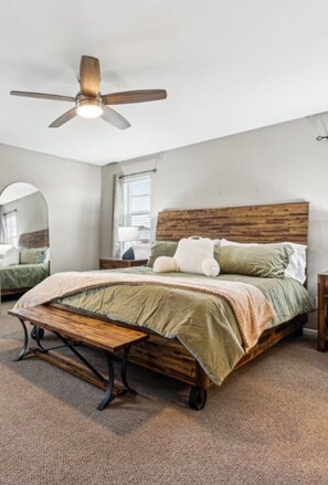 3 bedrooms, iron/ironing board, travel cot, free WiFi