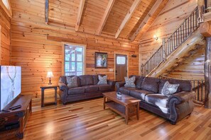 Televisión y chimenea 