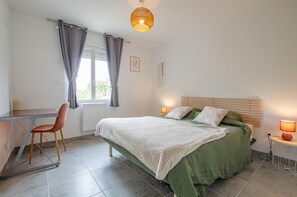 3 sovrum, strykjärn/strykbräda, resesäng och gratis wi-fi