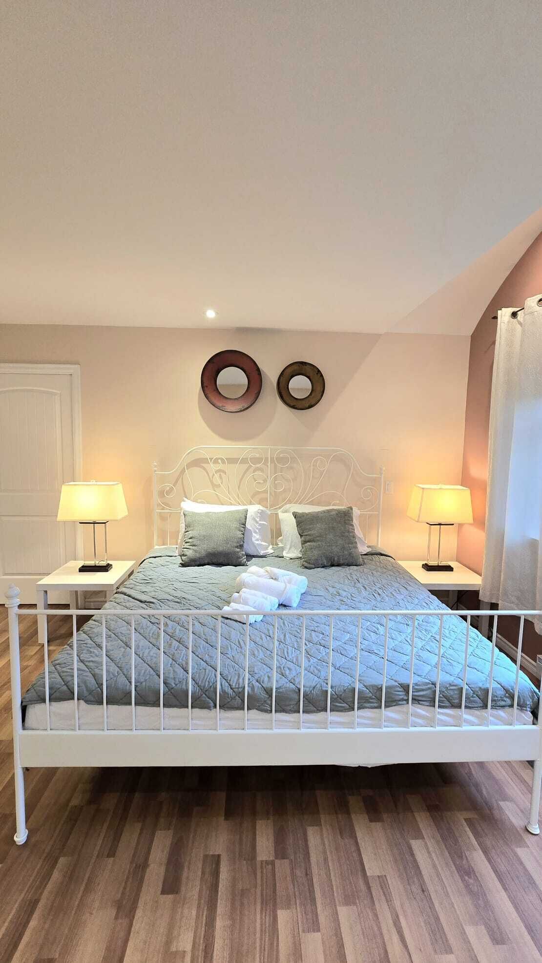 1 chambre, fer et planche à repasser, Wi-Fi, draps fournis