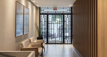 Apto 3 Quartos a 50 m da Orla Principal EOB0701