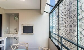 Basic Apartment | Interior - Apto 3 Quartos a 50 m da Orla Principal EOB0701 (Balneário Camboriú)