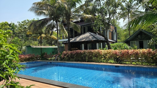 Mango Lantern Villa, Kollam