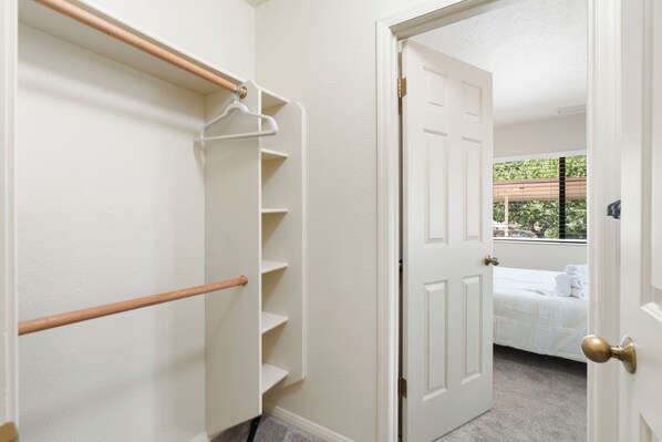 2 slaapkamers, wifi, beddengoed