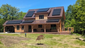 Exterior - Long River House (Putney)