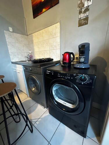 Cosy & Vintage studio near downtown