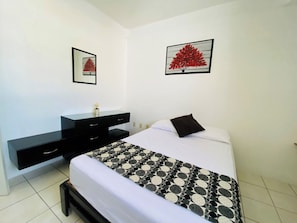 Casa familiare, 4 camere da letto, animali ammessi | Connessione Internet via cavo gratuita, lenzuola