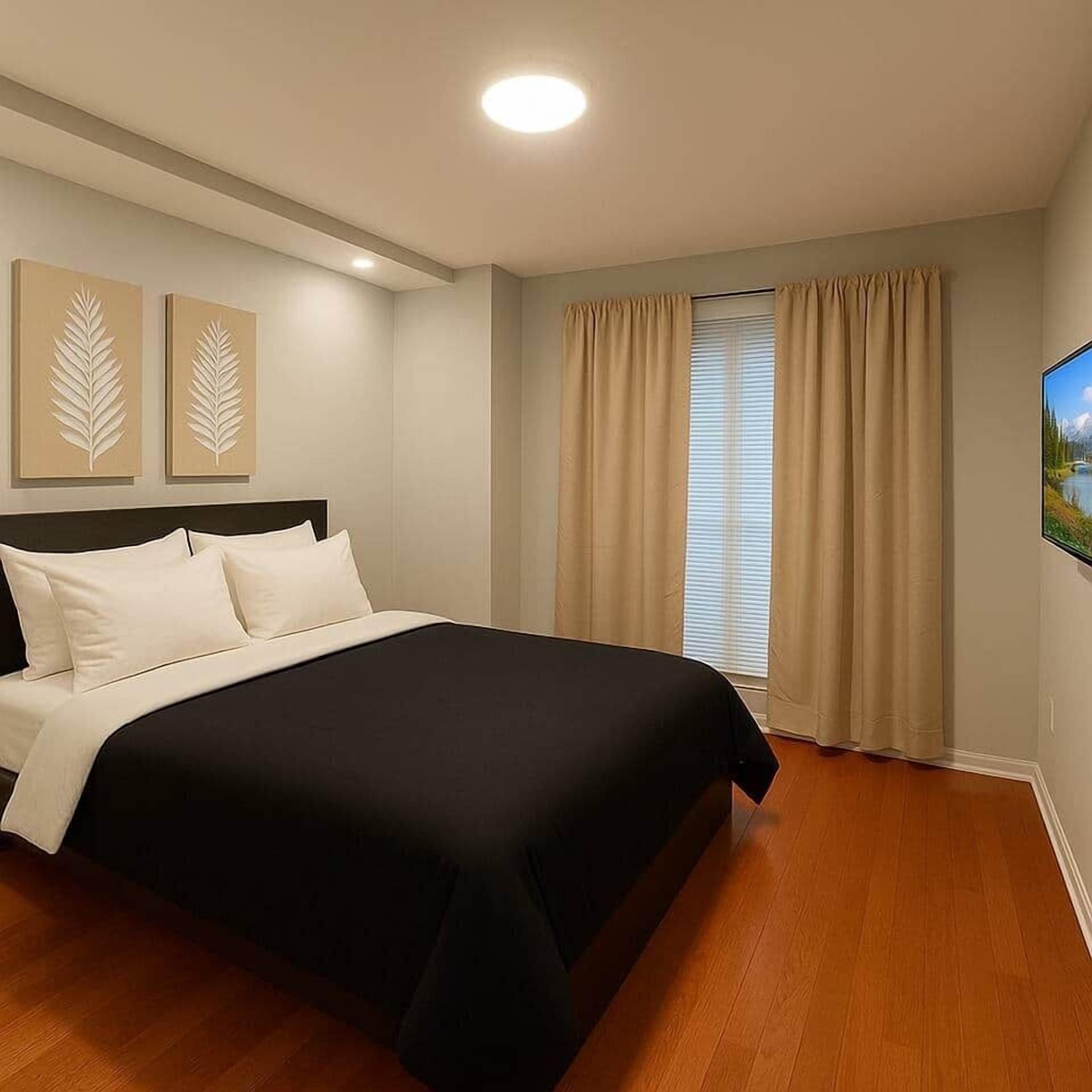 5 bedrooms, in-room safe, iron/ironing board, WiFi