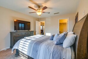 3 soverom, strykejern/-brett, wi-fi (inkludert) og sengetøy