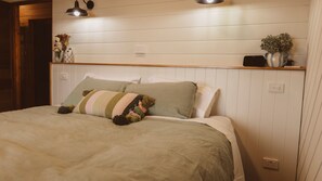 3 slaapkamers, een bureau, een strijkplank/strijkijzer, gratis wifi