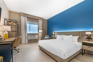 Room, 1 King Bed, Accessible, Non Smoking | Free WiFi