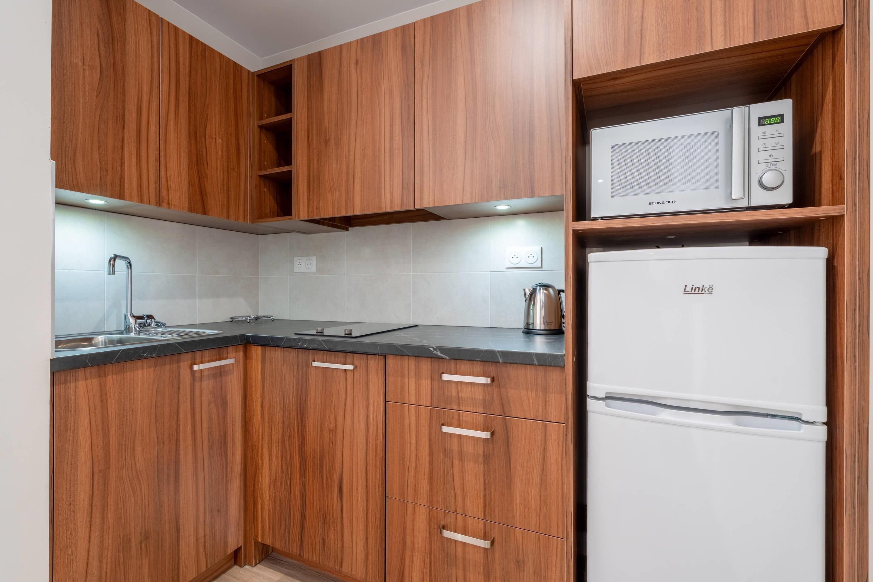 Suite, 2 grands lits, non-fumeurs | Lits bébé (gratuits), Wi-Fi gratuit, draps fournis