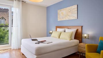 Cunas gratuitas, wifi gratis y ropa de cama