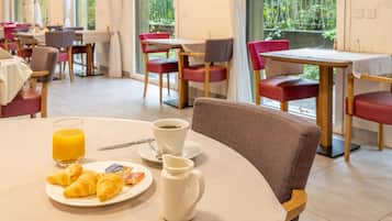 Daily continental breakfast for a fee