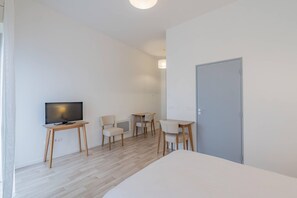 Habitación estándar, 1 cama Queen size, para no fumadores | Wifi gratis 