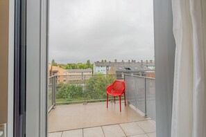 Chambre Standard, 1 grand lit, non-fumeurs | Wi-Fi gratuit