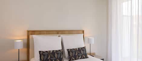Apartment, 2 Bedrooms | WiFi (free), bed sheets