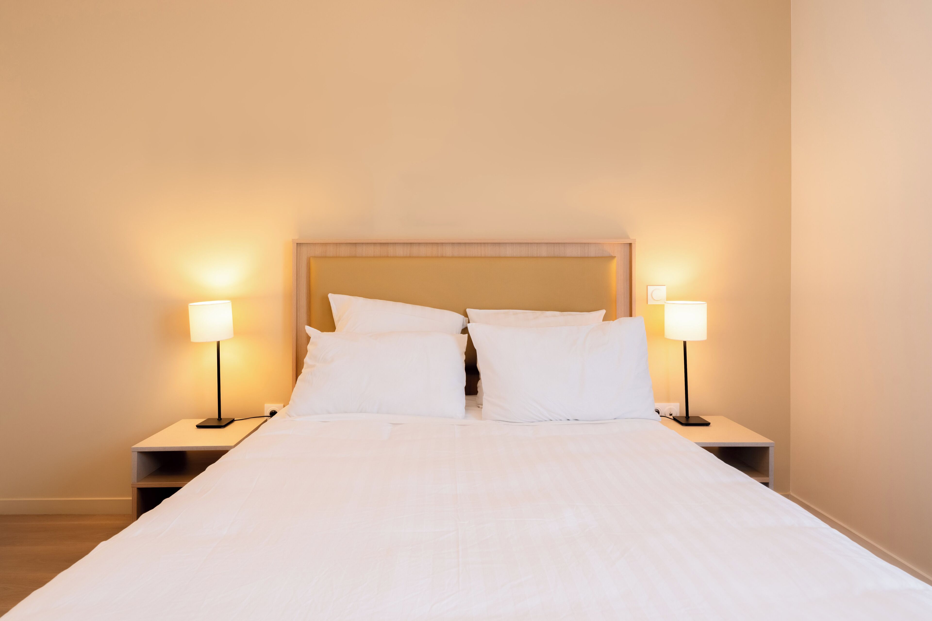 Studio | WiFi (free), bed sheets