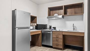 Rom – standard, 2 queensize-senger, ikke-røyk | Wi-fi (inkludert)